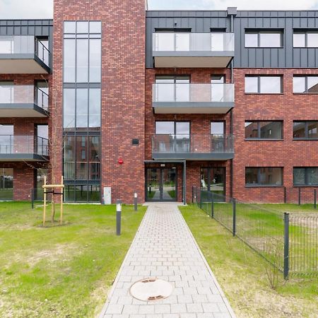 Stara Cegielnia Lake View Apartment By Renters Prestige Posen Exterior foto
